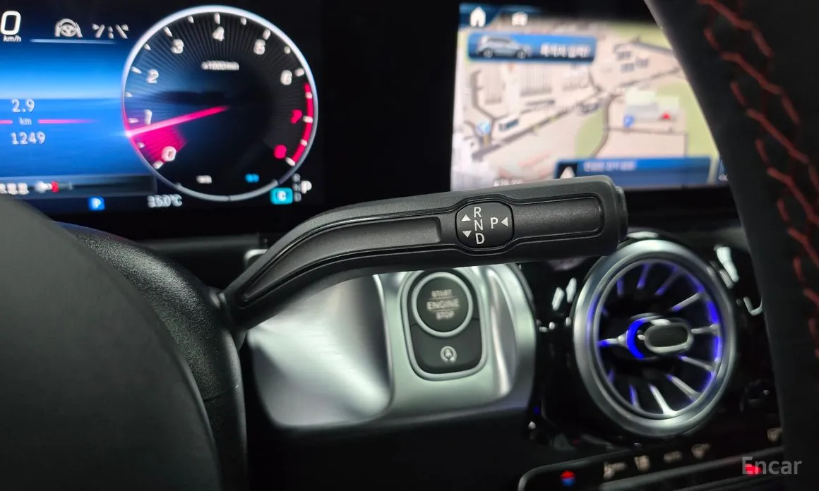 Фото 9 - Mercedes-Benz GLB-Class