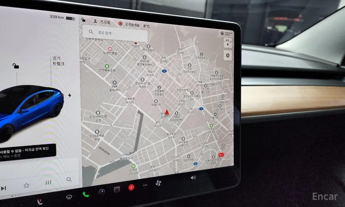 Фото 14 - Tesla Model 3
