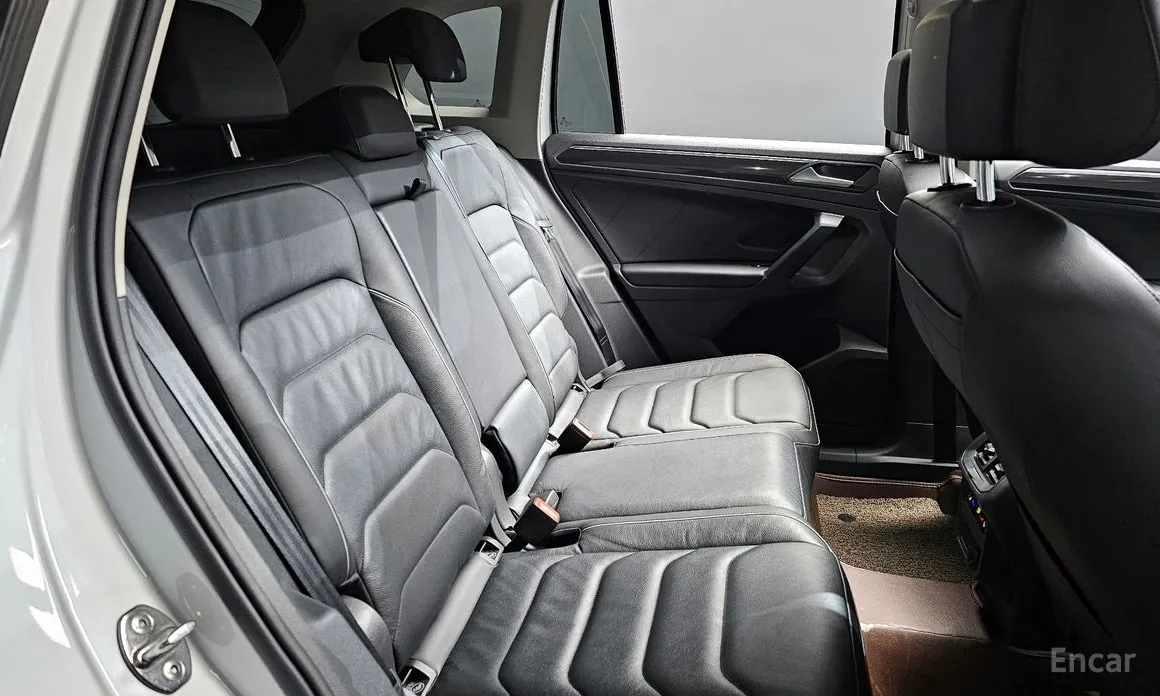 Фото 12 - Volkswagen Tiguan