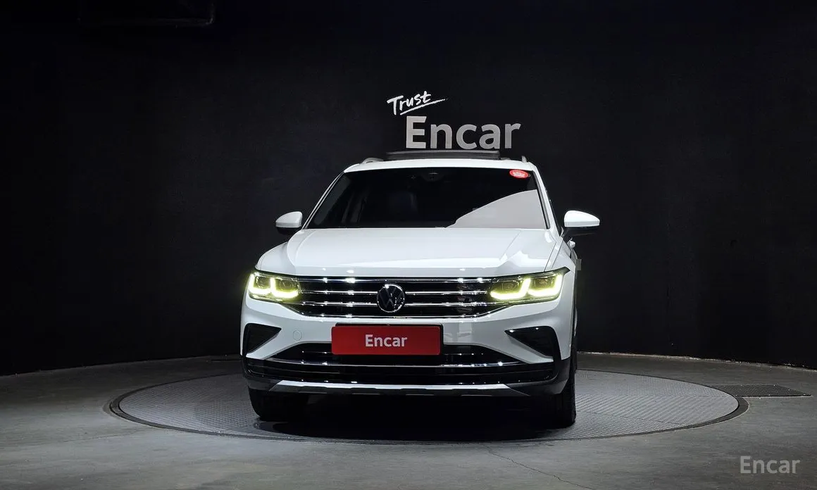 Фото 3 - Volkswagen Tiguan