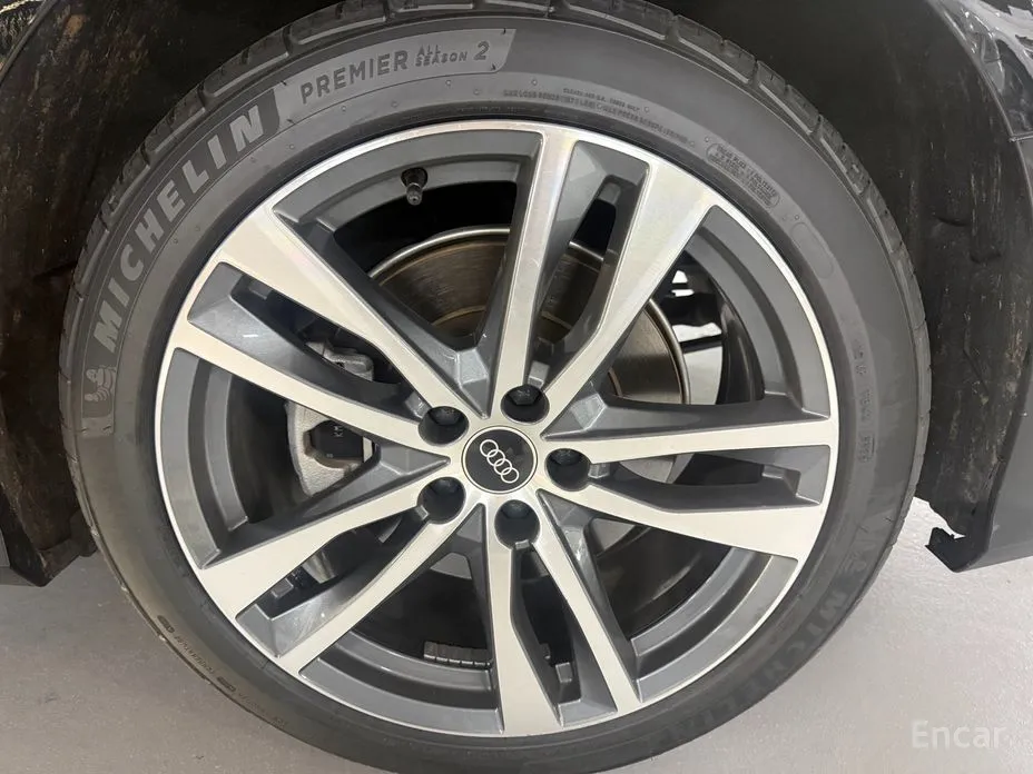 Фото 5 - Audi A6