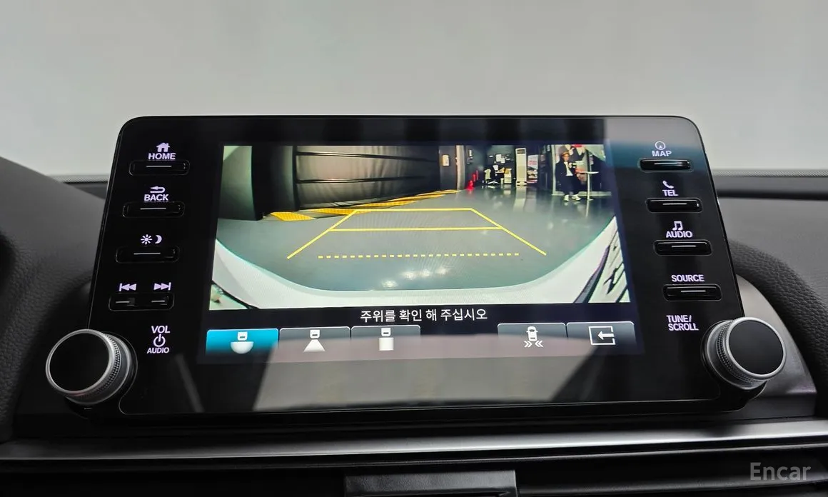 Фото 15 - Honda Accord