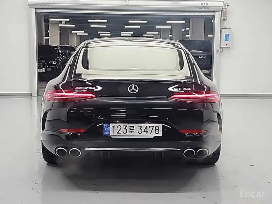 Фото 3 - Mercedes-Benz AMG GT