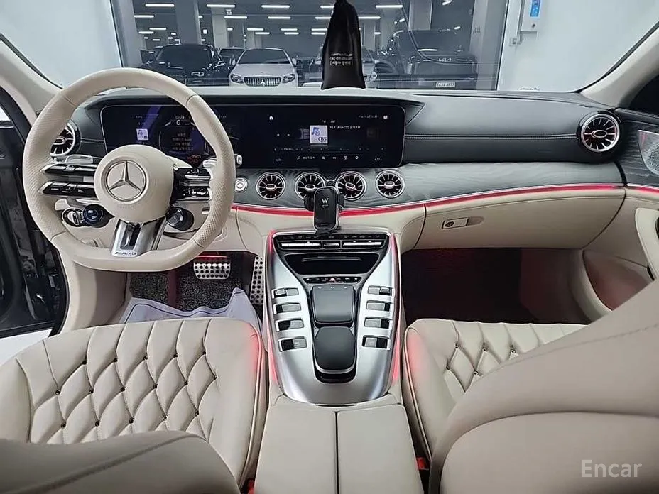 Фото 7 - Mercedes-Benz AMG GT