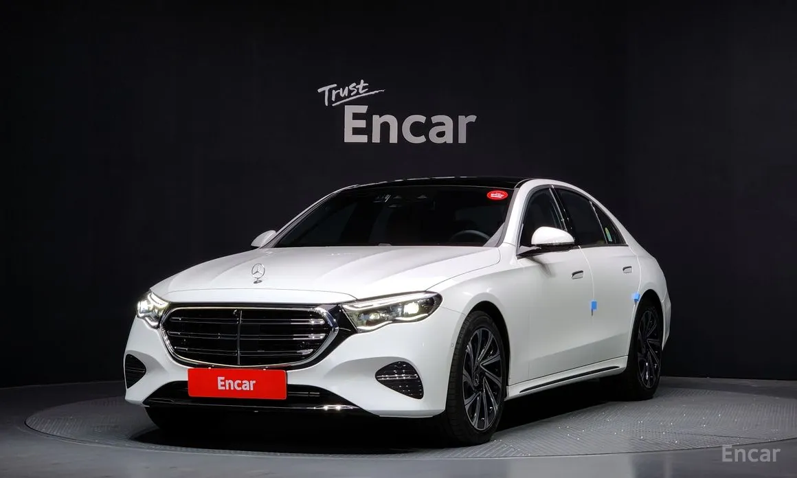 Фото 1 - Mercedes-Benz E-Class