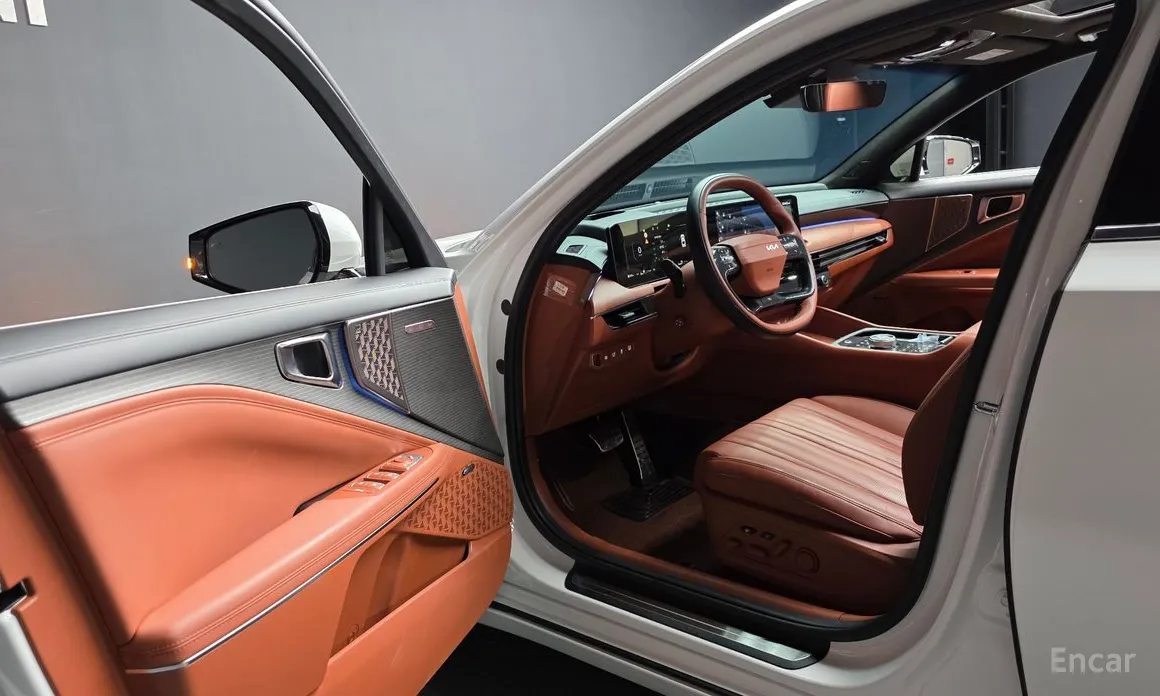 Фото 10 - Kia K8