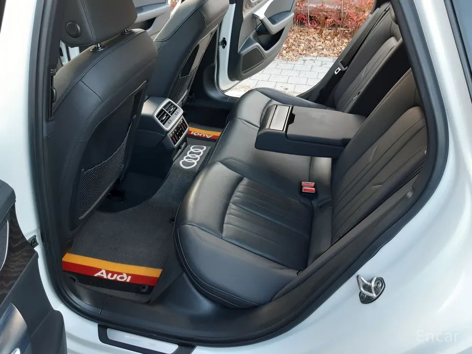 Фото 11 - Audi A6