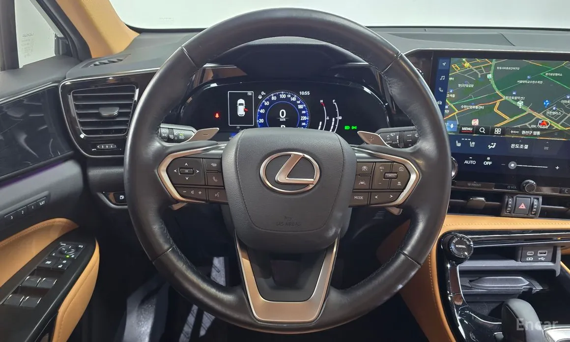 Фото 13 - Lexus NX