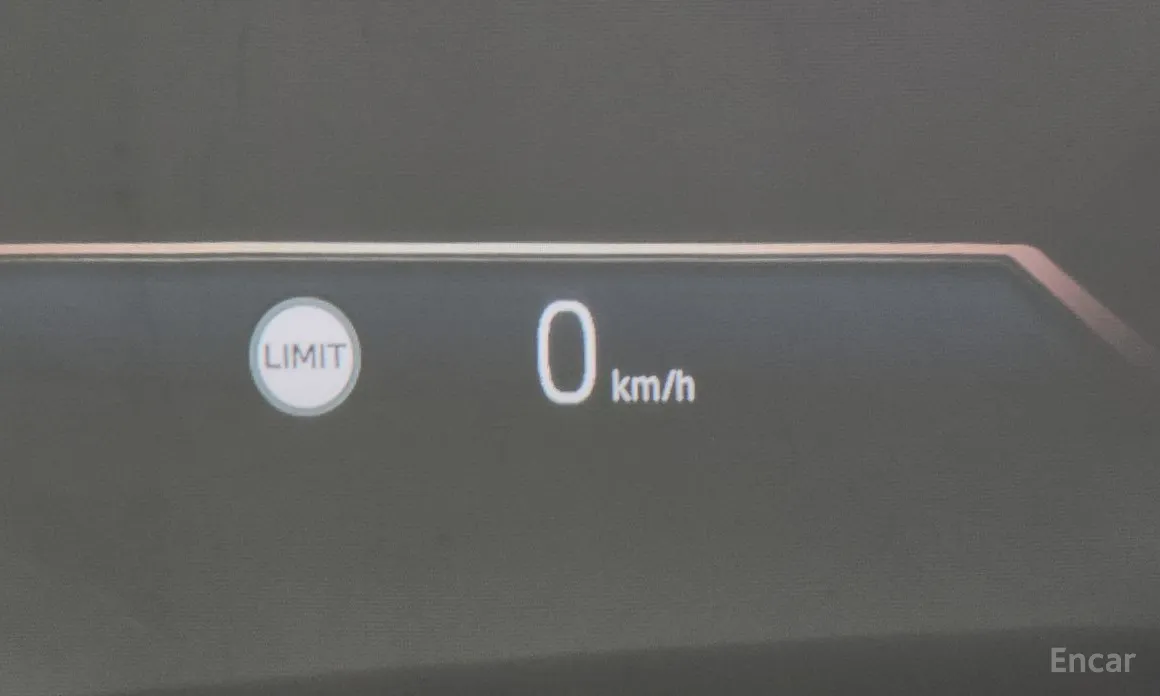 Photo 17 - BMW 7 Series