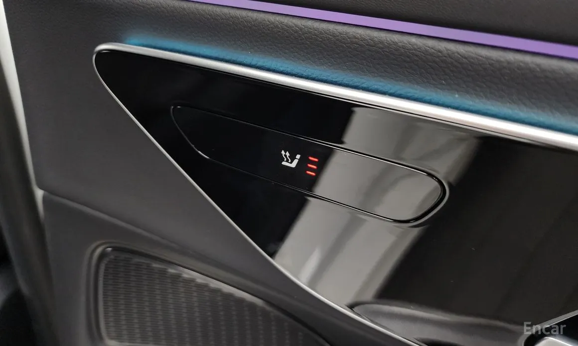 Фото 18 - Mercedes-Benz E-Class