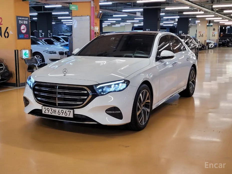 Фото 1 - Mercedes-Benz E-Class