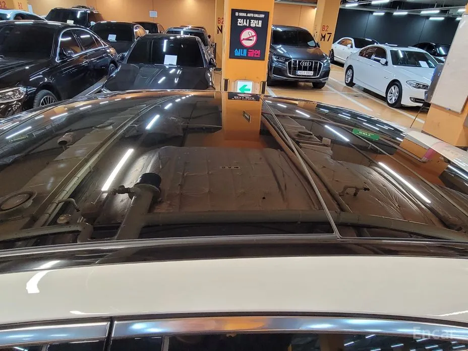 Фото 13 - Mercedes-Benz E-Class