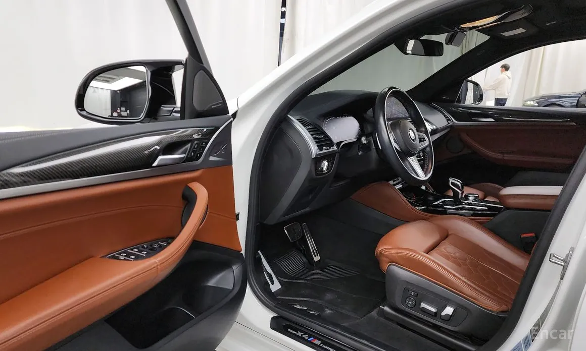 Фото 10 - BMW X4 M