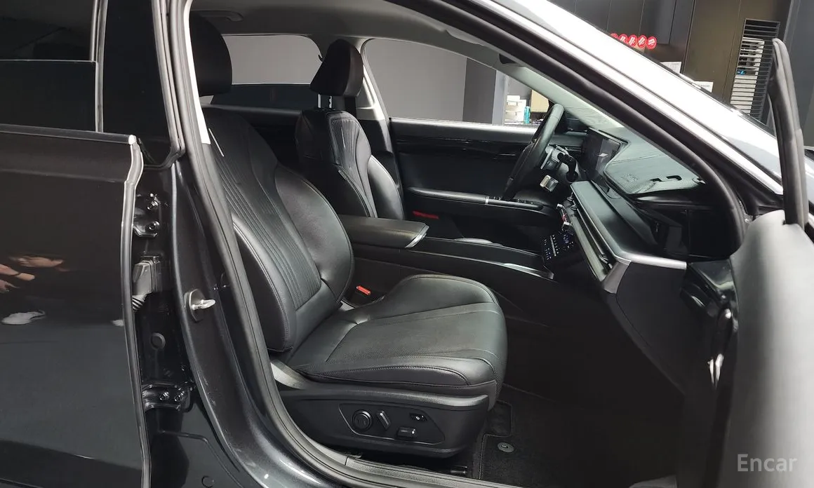 Фото 11 - Hyundai Grandeur