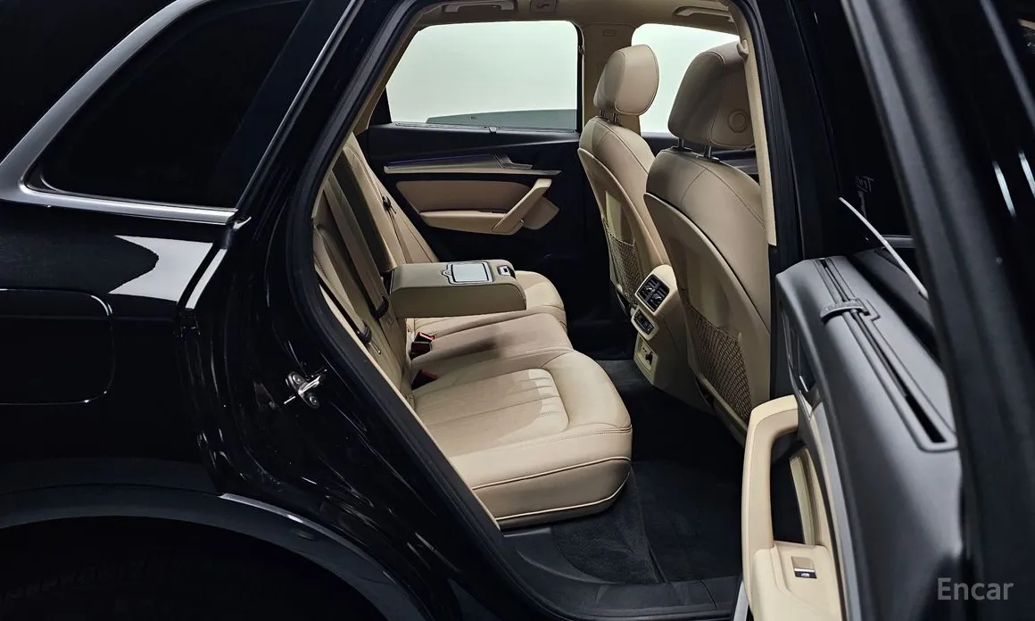 Фото 12 - Audi Q5