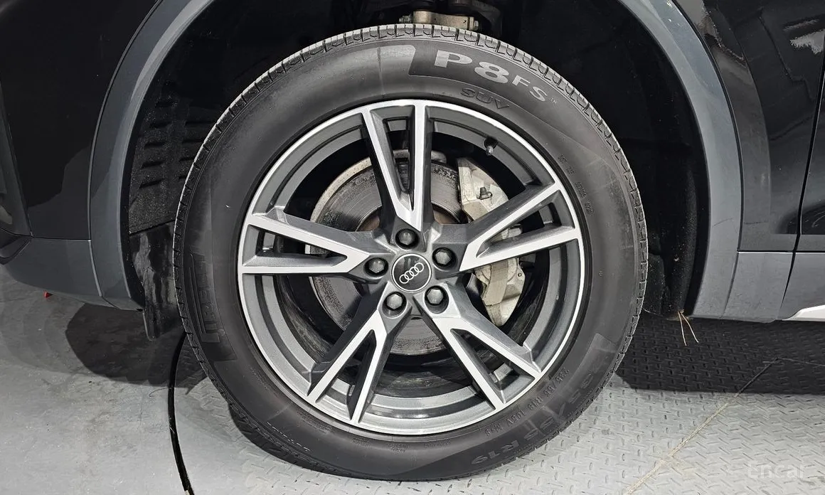 Фото 5 - Audi Q5