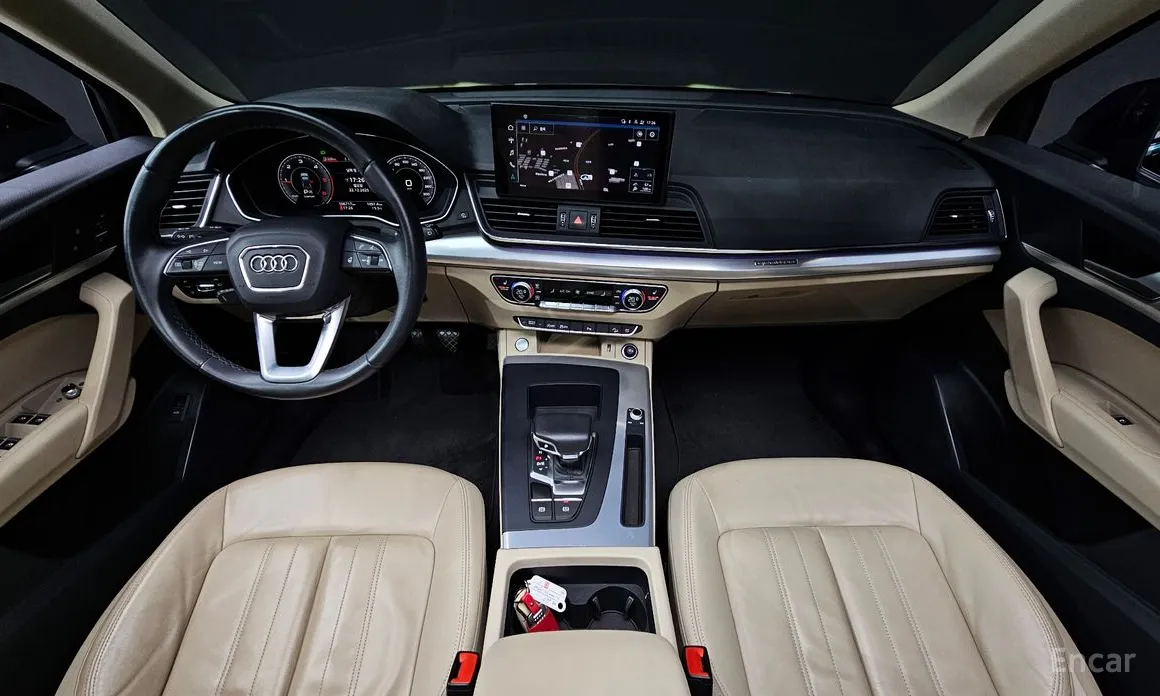 Фото 7 - Audi Q5