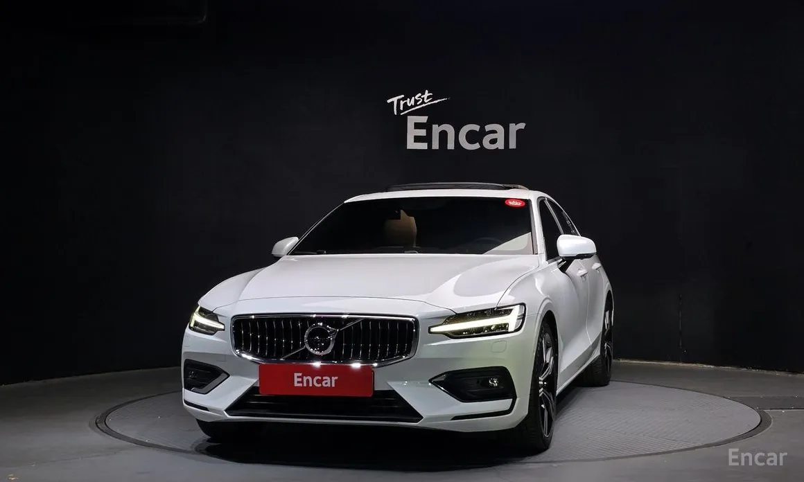 Фото 3 - Volvo S60