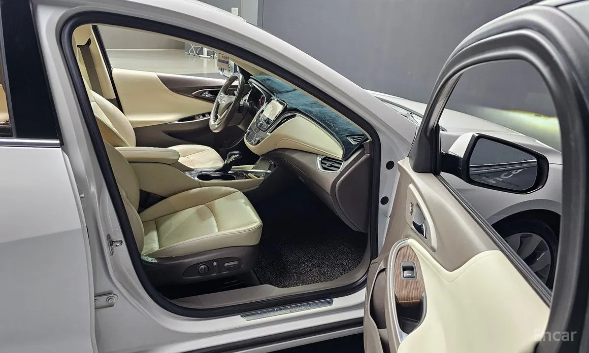 Фото 10 - Chevrolet Malibu