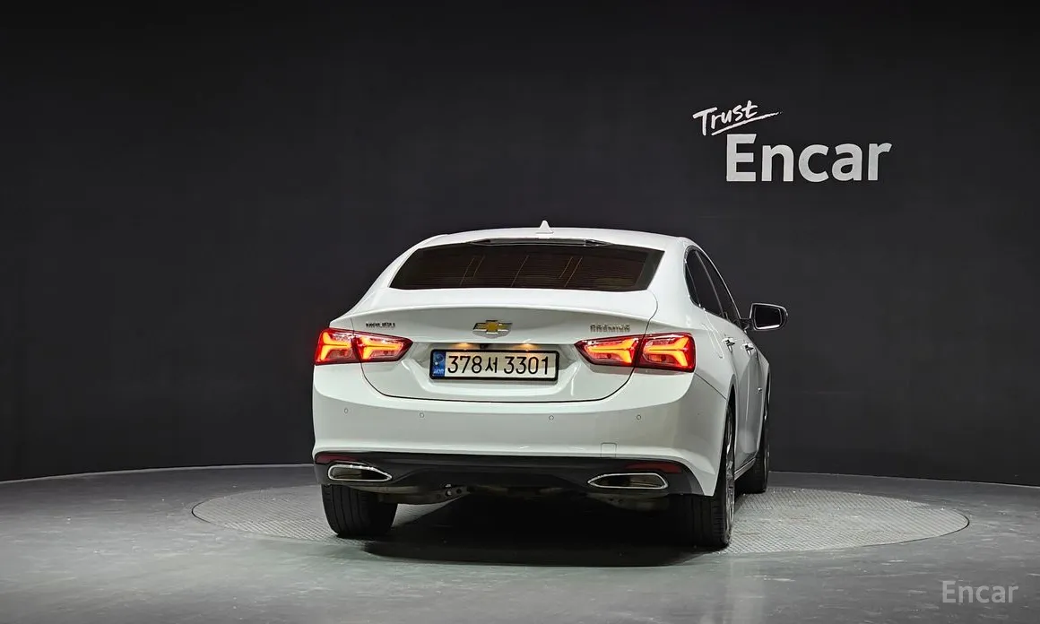 Фото 4 - Chevrolet Malibu