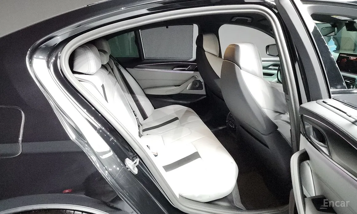 Фото 12 - BMW M5