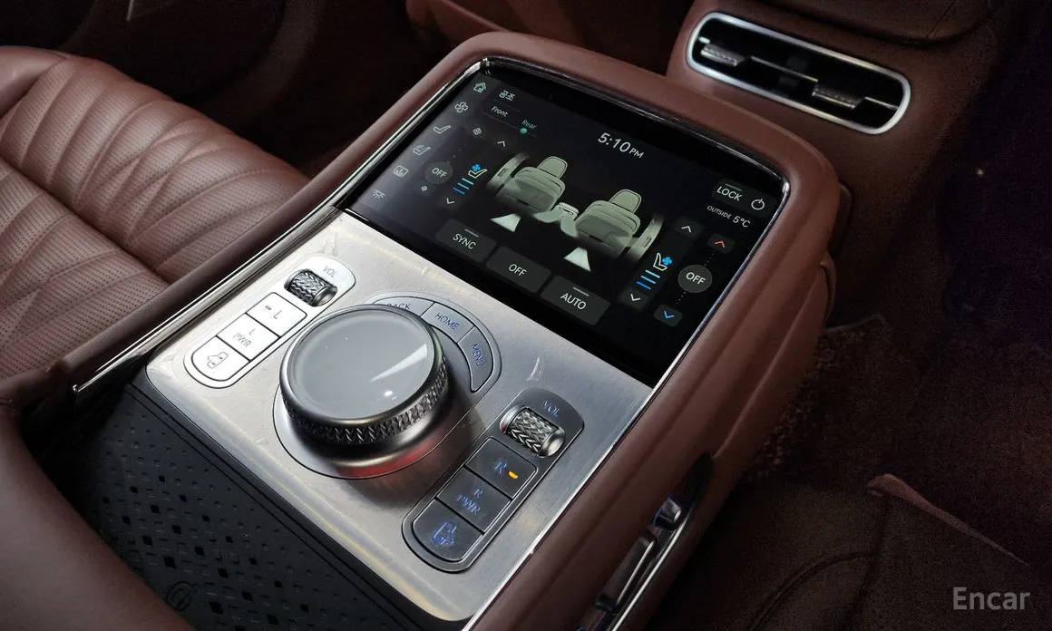 Фото 18 - Genesis G90