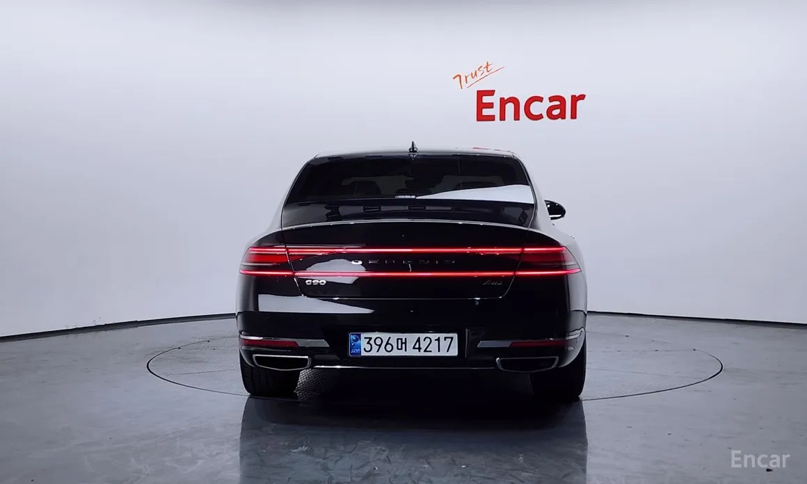 Фото 4 - Genesis G90