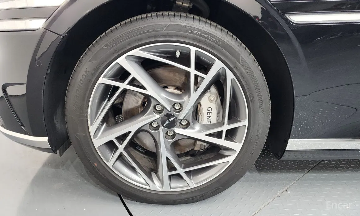 Фото 5 - Genesis G90