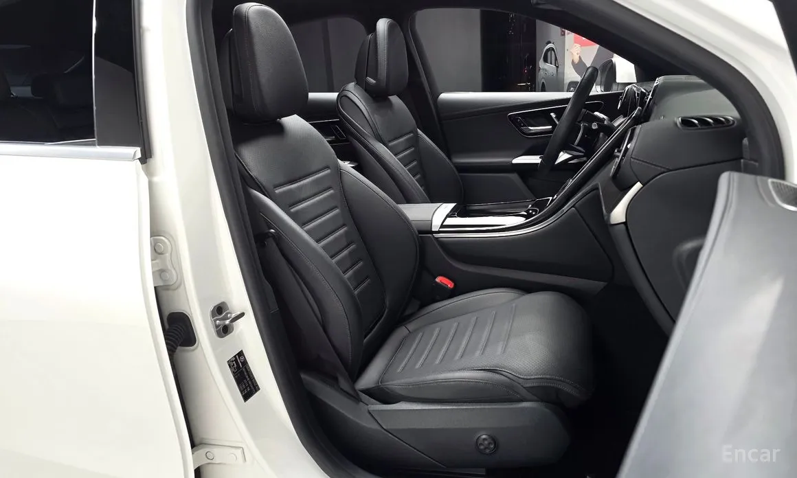 Фото 10 - Mercedes-Benz GLC-Class