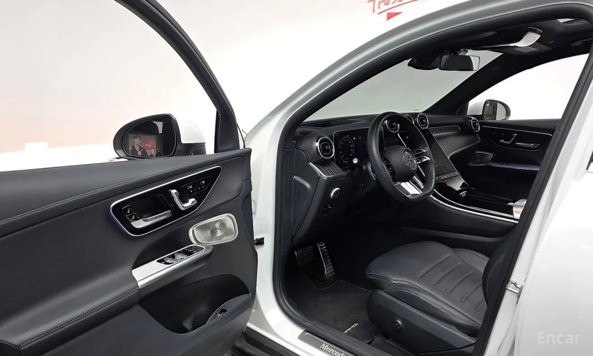 Фото 12 - Mercedes-Benz GLC-Class