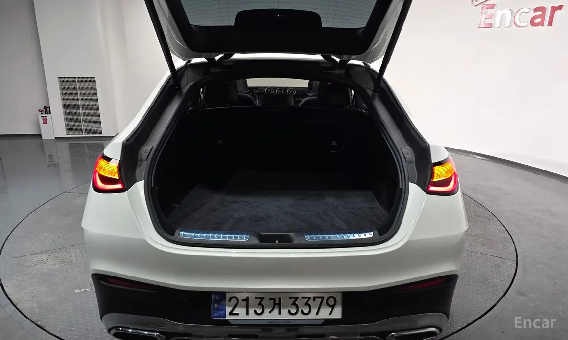 Фото 20 - Mercedes-Benz GLC-Class