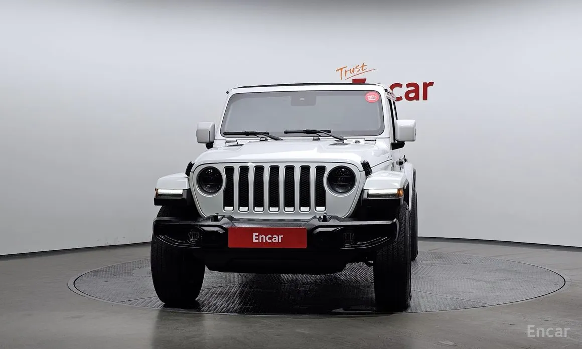 Фото 3 - Jeep Wrangler