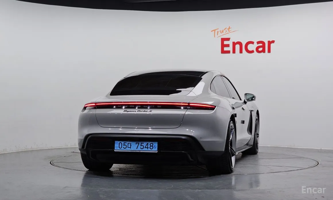 2020 Porsche Taycan