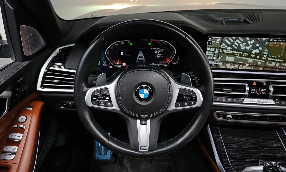 Фото 13 - BMW X7