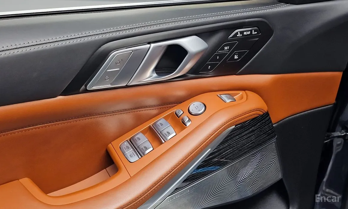 Фото 20 - BMW X7