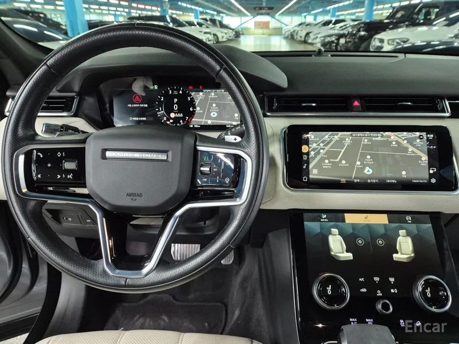 Фото 13 - Land Rover Range Rover Velar