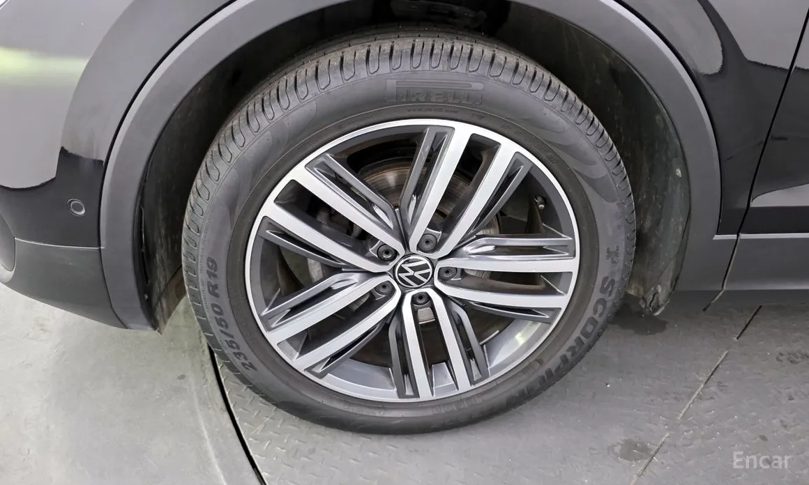 Фото 5 - Volkswagen Tiguan