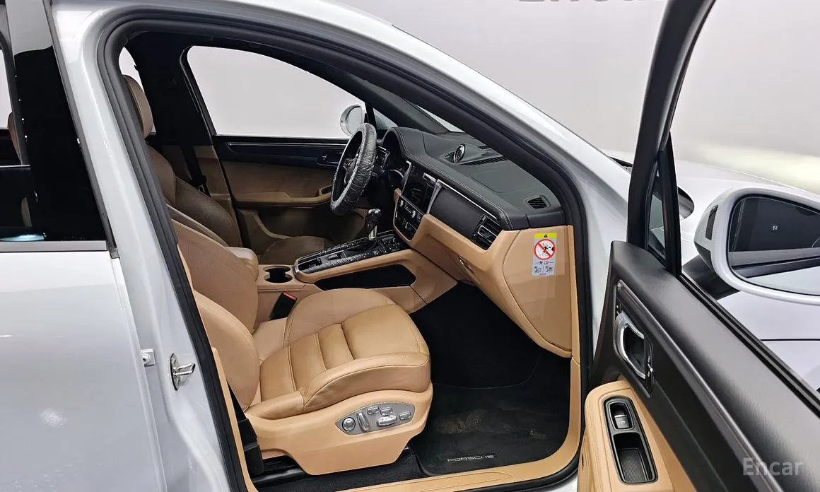Фото 11 - Porsche Macan