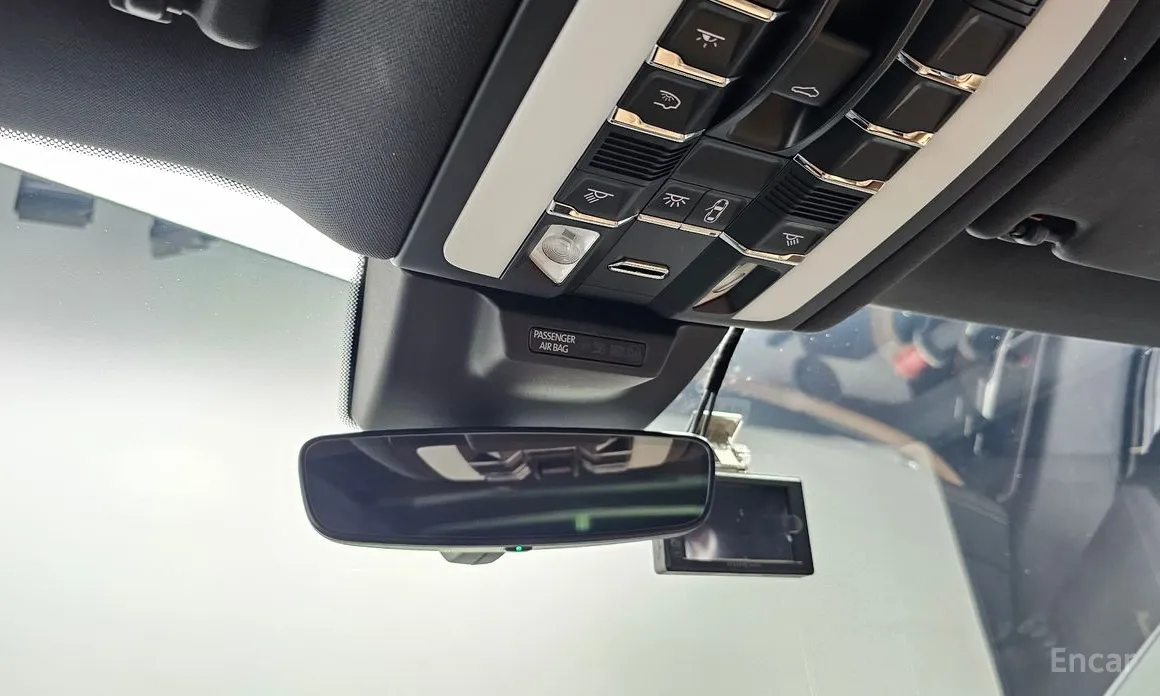 Фото 18 - Porsche Macan