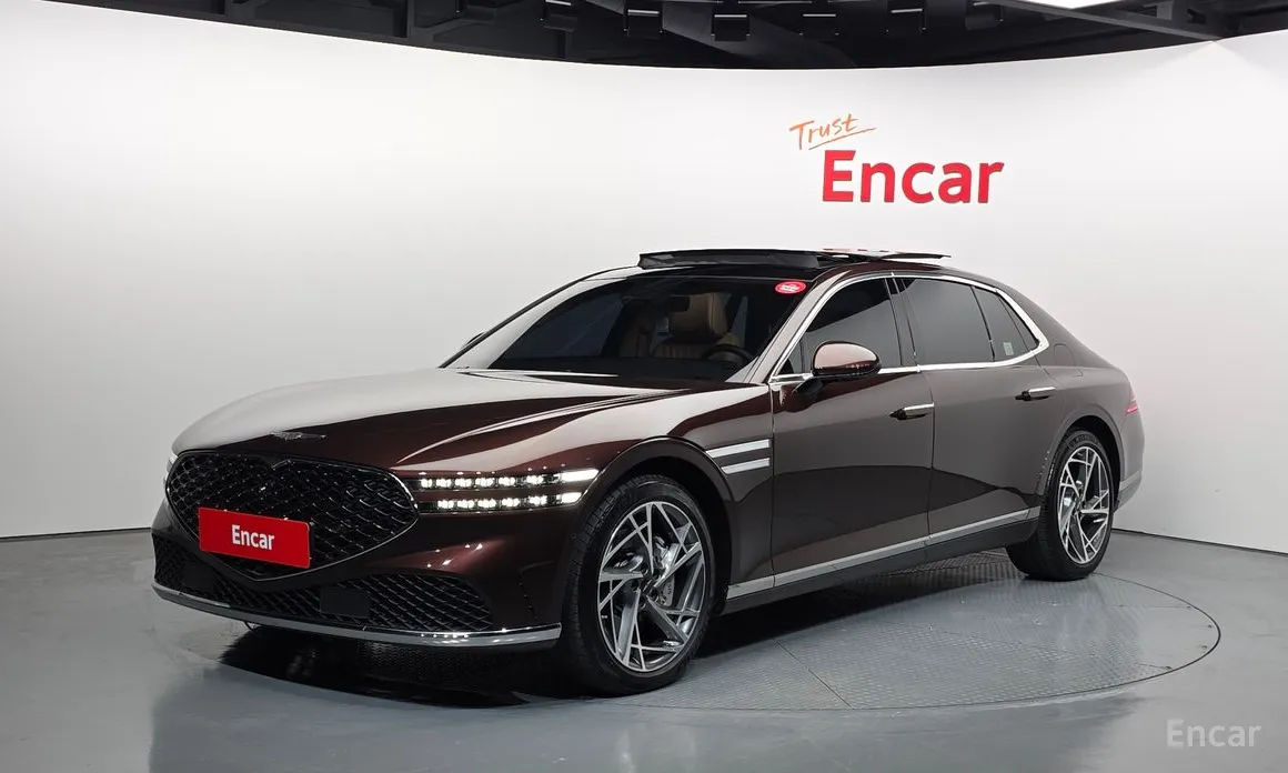 Фото 1 - Genesis G90