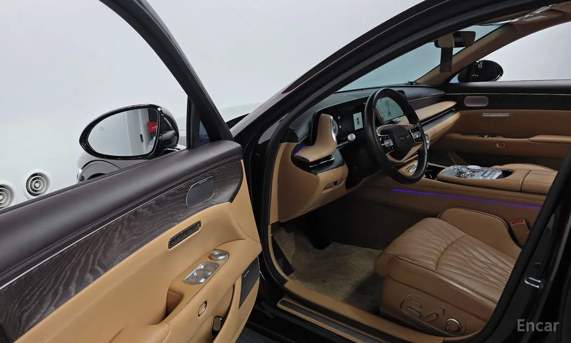 Фото 12 - Genesis G90