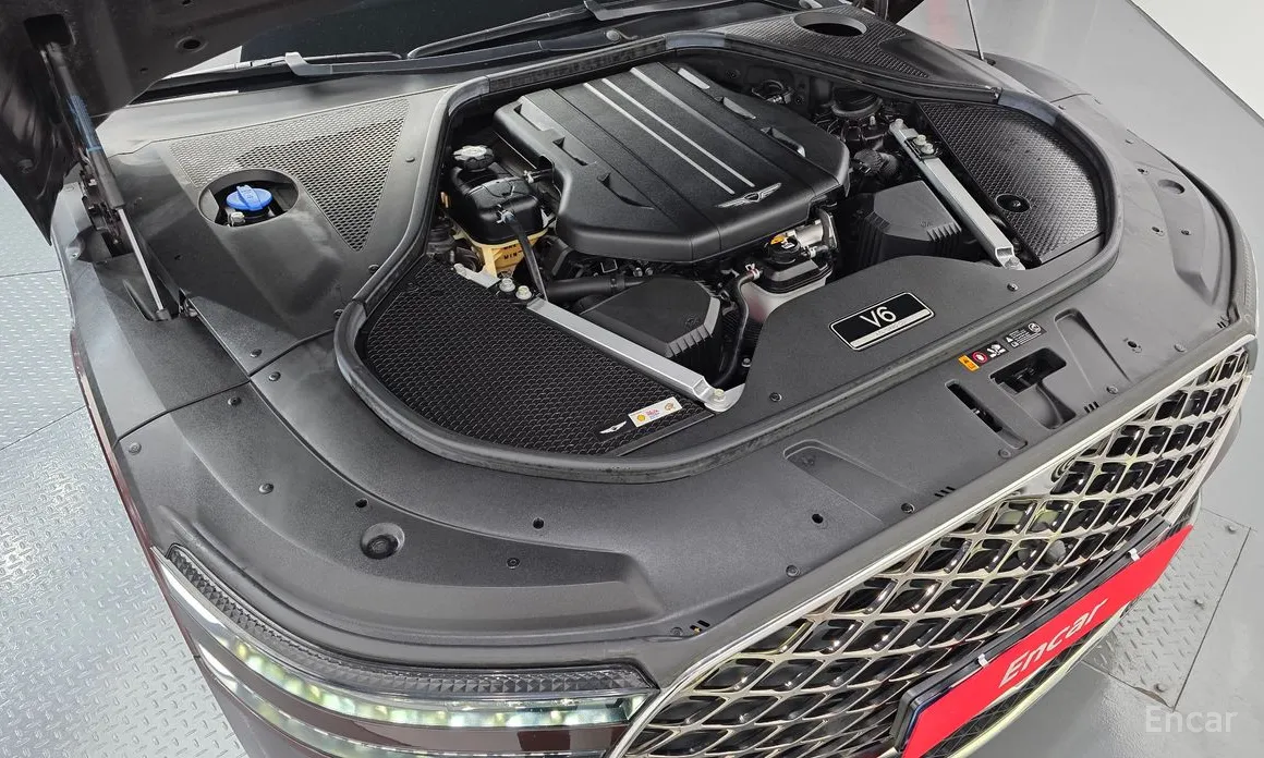 Фото 6 - Genesis G90