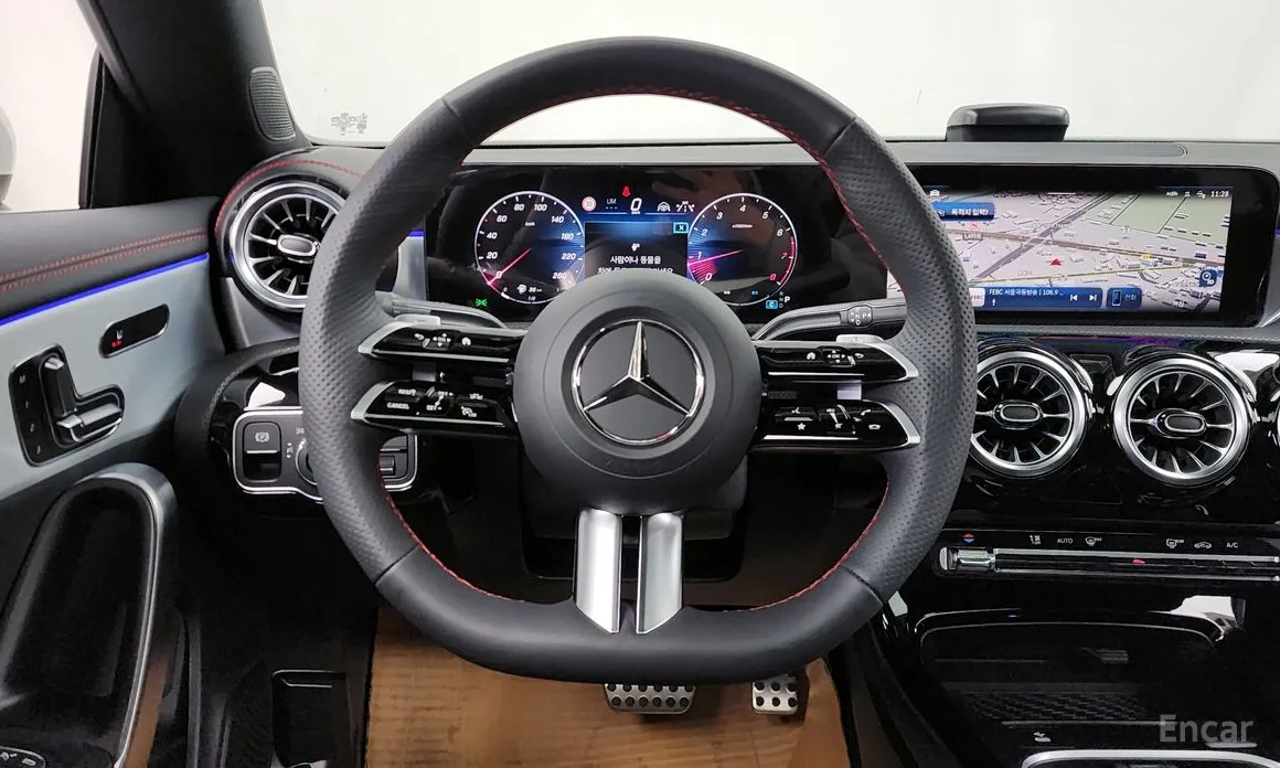 Фото 13 - Mercedes-Benz CLA-Class