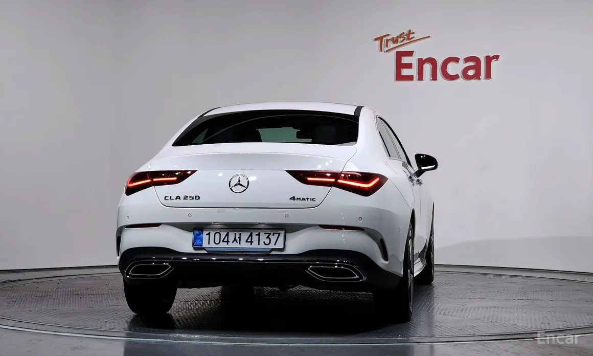 Фото 4 - Mercedes-Benz CLA-Class