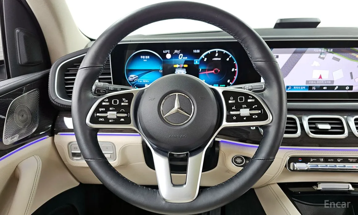 Фото 13 - Mercedes-Benz GLE-Class