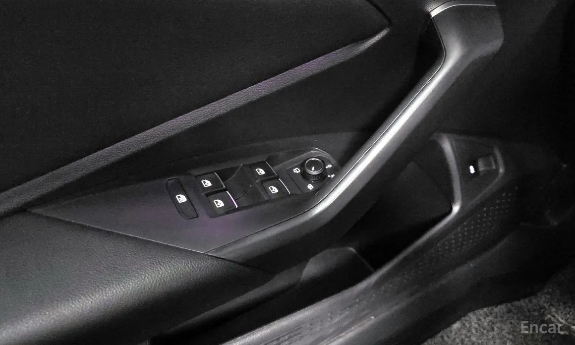 Фото 17 - Volkswagen Jetta