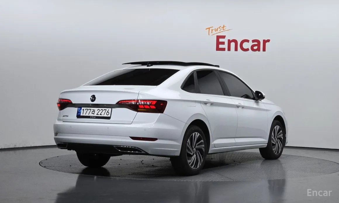 Фото 2 - Volkswagen Jetta