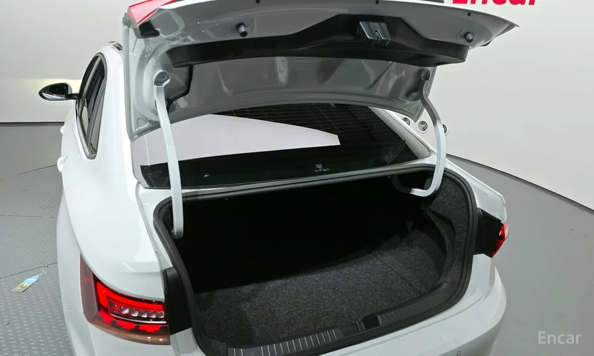 Фото 20 - Volkswagen Jetta