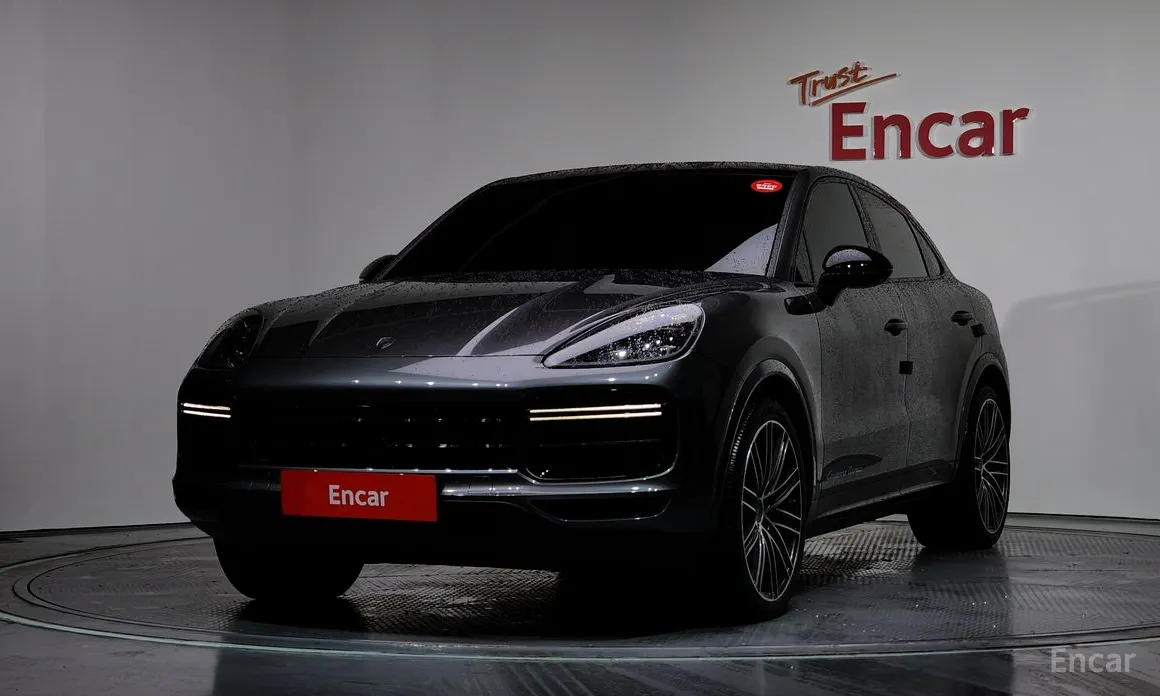 Фото 1 - Porsche Cayenne