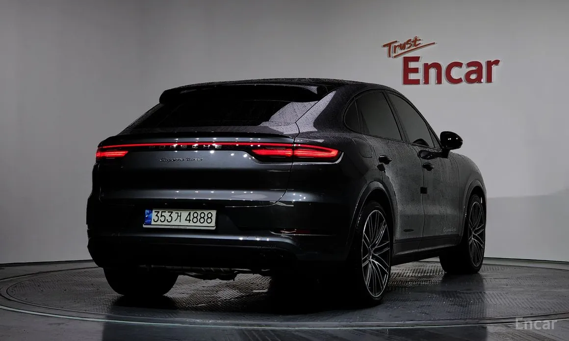 Фото 2 - Porsche Cayenne